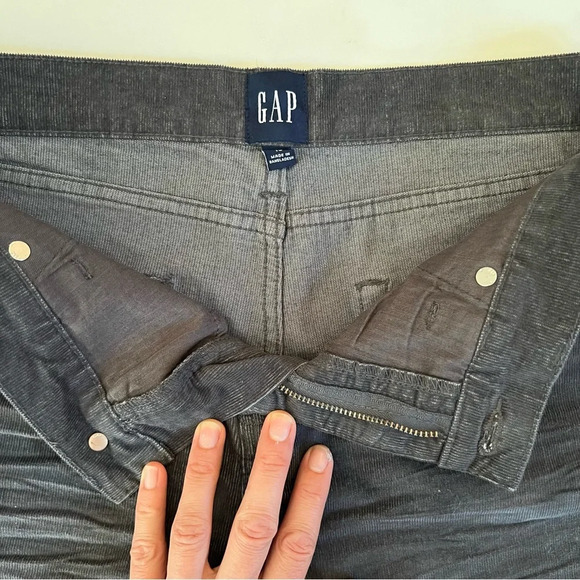 GAP Gray Corduroy Shorts Raw Hem Size 10 - Picture 6 of 13